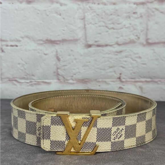 Louis Vuitton Damier Azur M9609 95/38 Initiales Belt Gold Buckle - Picture 1 of 12